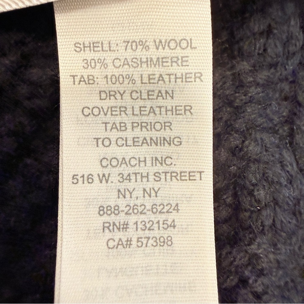 Coach Black Infinity Scarf Wool & Cashmere Chunky Cable Knit  Leather Tag NWT - Picture 7 of 12